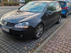 Schwarz Gebraucht 2006 VW Golf V Kleinwagen | 1.200 € (Guter Preis)