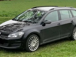 Schwarz Gebraucht 2016 VW Golf VII Comfortline Kombi | 9.900 € (Fairer Preis)