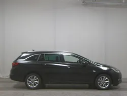 Schwarz Gebraucht 2022 Opel Astra Elegance Kombi | 10.980 € (Superpreis)