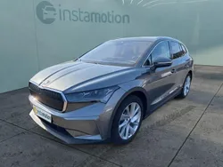 Grau Gebraucht 2022 Skoda Enyaq iV Lounge SUV | 35.799 € (Fairer Preis)