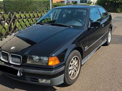 Schwarz Gebraucht 1996 BMW 116 Kleinwagen | 2.500 €