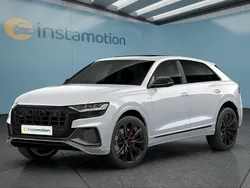 Weiß Gebraucht 2022 Audi Q8 S-Line SUV | 73.399 € (Teuer)