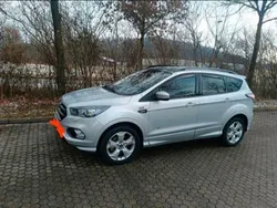 Silber Gebraucht 2019 Ford Kuga ST-Line SUV | 16.400 € (Fairer Preis)