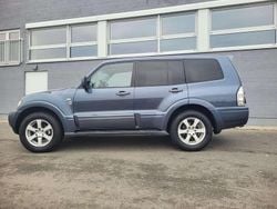 Graphitgrau (p) Gebraucht 2005 Mitsubishi Pajero SUV | 17.900 €