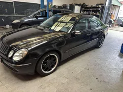 Schwarz Gebraucht 2002 Mercedes E220 Avantgarde Limousine | 3.700 € (Fairer Preis)