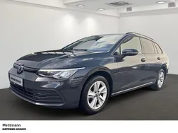 Grau Gebraucht 2021 VW Golf VIII Life Kombi | 21.450 € (Fairer Preis)