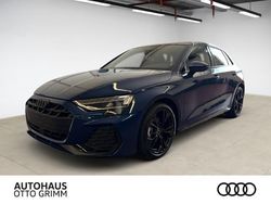 Blau (blau (ascariblau metallic)) Gebraucht 2025 Audi A3 Sportback S-Line Kleinwagen | 47.926 €