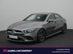 Mountaingrau met. Gebraucht 2020 Mercedes A180 AMG line Limousine | 18.950 € (Fairer Preis)