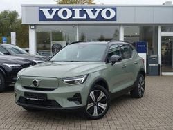 Grün Gebraucht 2022 Volvo XC40 Plus SUV | 28.900 € (Fairer Preis)