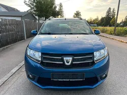 Blau Gebraucht 2013 Dacia Logan MCV Kombi | 4.290 €