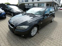 Schwarz Gebraucht 2010 BMW 318 Kombi | 2.990 €