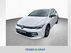 Pure white Gebraucht 2024 VW Golf VIII Goal Limousine | 27.240 € (Superpreis)