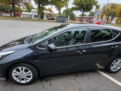 Schwarz Gebraucht 2014 Kia Ceed Spirit Limousine | 6.500 € (Superpreis)