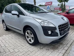 Silber Gebraucht 2012 Peugeot 3008 Active Van / Kleinbus | 3.999 € (Guter Preis)
