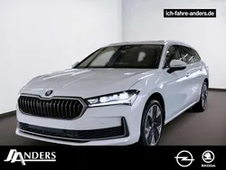 Purity weiss Gebraucht 2024 Skoda Superb Selection Kombi | 39.990 €