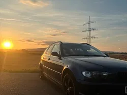 Blau Gebraucht 2005 BMW 318 Kombi | 3.000 € (Etwas zu teuer)