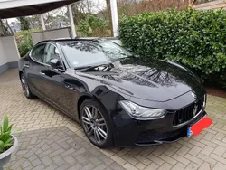 Schwarz Gebraucht 2017 Maserati Ghibli Coupé | 38.300 € (Etwas zu teuer)