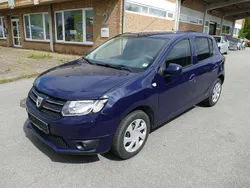 Blau Gebraucht 2014 Dacia Sandero Lauréate Kleinwagen | 3.990 € (Teuer)