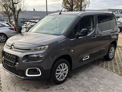 Gris platinium Gebraucht 2023 Citroën Berlingo Feel Van / Kleinbus | 19.990 € (Superpreis)