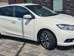 Weiß Gebraucht 2015 Nissan Pulsar Tekna Limousine | 4.999 € (Fairer Preis)