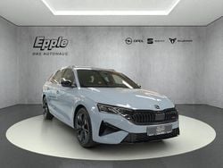 Grau Neu 2025 Skoda Octavia RS Kombi | 39.890 € (Guter Preis)