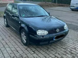 Schwarz Gebraucht 2001 VW Golf IV Kleinwagen | 1.000 € (Superpreis)