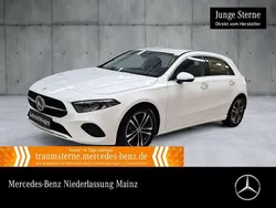 Polarweiß Gebraucht 2024 Mercedes A220 Progressive Limousine | 31.890 € (Guter Preis)