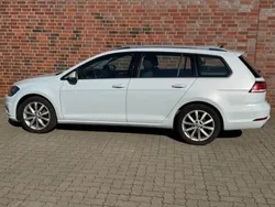 Weiss (metallic) Gebraucht 2017 VW Golf VII Kombi | 14.990 € (Etwas zu teuer)