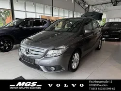 Mountaingrau met. Gebraucht 2014 Mercedes B180 Van / Kleinbus | 8.490 € (Guter Preis)