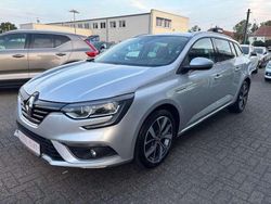 Silber Gebraucht 2016 Renault Mégane GrandTour Bose Edition Kombi | 9.890 € (Fairer Preis)