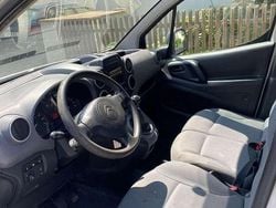 Weiß Gebraucht 2016 Citroën Berlingo Van / Kleinbus | 8.000 € (Fairer Preis)