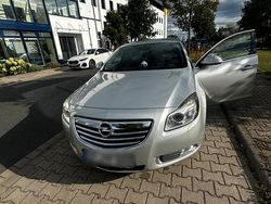 Grau Gebraucht 2009 Opel Insignia Limousine | 4.000 € (Fairer Preis)