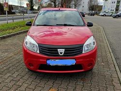 Rot Gebraucht 2009 Dacia Sandero Limousine | 2.000 € (Fairer Preis)