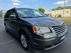 Braun Gebraucht 2010 Chrysler Grand Voyager Limited Van / Kleinbus | 8.800 € (Fairer Preis)