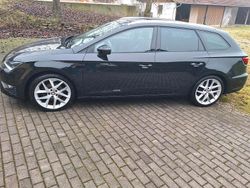 Schwarz Gebraucht 2016 Seat Leon FR Kombi | 12.000 € (Fairer Preis)
