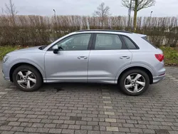 Grau Gebraucht 2021 Audi Q3 Advanced SUV | 34.900 € (Fairer Preis)