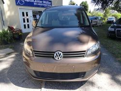 Toffeebraun metallic Gebraucht 2014 VW Caddy Maxi Trendline Van / Kleinbus | 13.995 € (Fairer Preis)