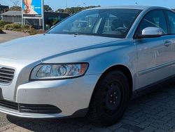 Silber Gebraucht 2009 Volvo S40 Limousine | 3.500 € (Guter Preis)