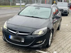 Schwarz Gebraucht 2013 Opel Astra Sport Kombi | 5.200 € (Fairer Preis)