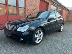 Schwarz Gebraucht 2007 Mercedes C200 Limousine | 3.300 €