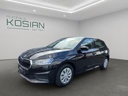 Schwarz Neu 2025 Skoda Fabia Essence Limousine | 18.690 € (Fairer Preis)