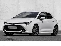Weiß Gebraucht 2022 Toyota Corolla Limousine | 19.600 € (Guter Preis)