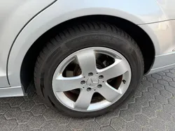 Silber Gebraucht 2007 Mercedes C200 Limousine | 6.999 €