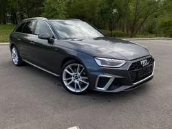 Grau Gebraucht 2021 Audi A4 S-Line Kombi | 19.800 €