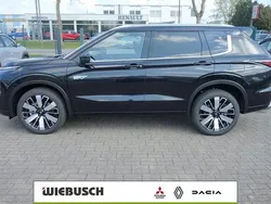 Schwarz Neu 2025 Mitsubishi Outlander P-HEV Top SUV | 55.490 € (Etwas zu teuer)