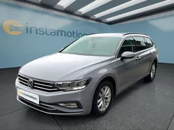 Grau Gebraucht 2022 VW Passat Kombi | 20.449 € (Guter Preis)