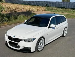 Weiß Gebraucht 2016 BMW 330 Shadowline Kombi | 19.000 € (Fairer Preis)