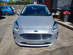 Silber Gebraucht 2019 Ford Fiesta Titanium Kleinwagen | 10.490 € (Fairer Preis)
