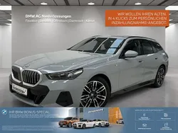 Grau Gebraucht 2024 BMW 520 M Sport Limousine | 54.680 € (Guter Preis)