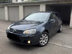 Blau Gebraucht 2008 VW Golf V Kleinwagen | 2.650 €